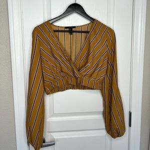 Forever 21 Cropped Blouse Medium